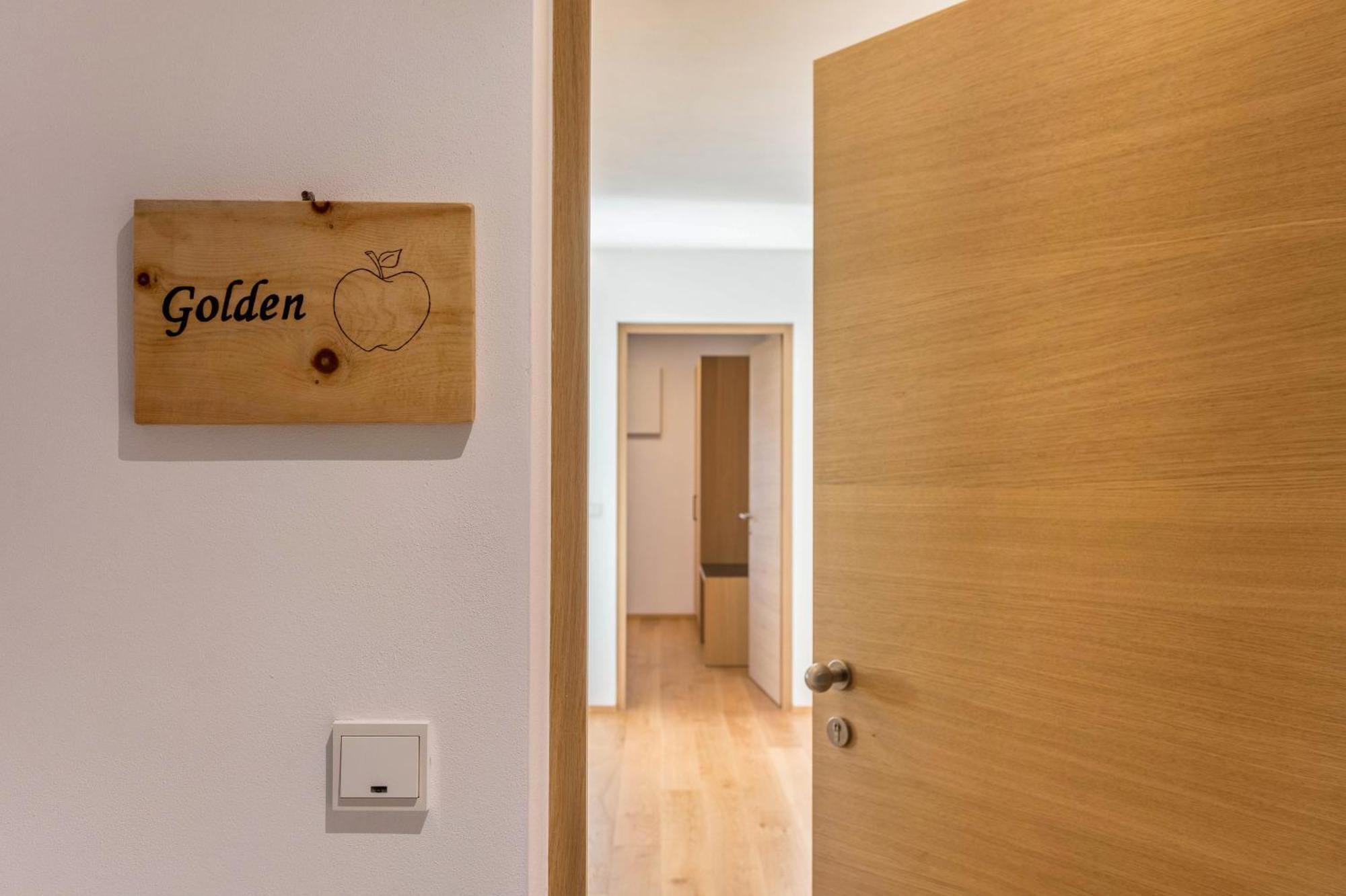 Ferienwohnungen Karin - Golden Termeno Extérieur photo